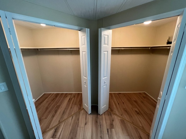 7512 Queens Way, Ellenton, Florida 34222, 2 Bedrooms Bedrooms, ,2 BathroomsBathrooms,55-Plus Mobile Home,For Sale,Queens Way,4363